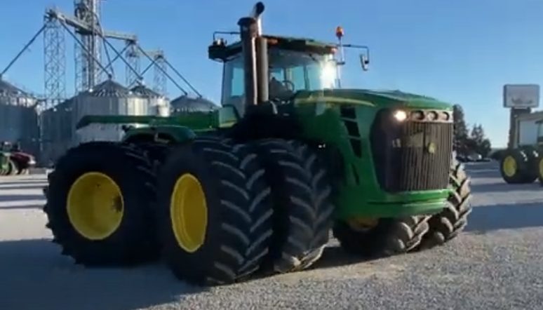 трактор John Deere 9630
